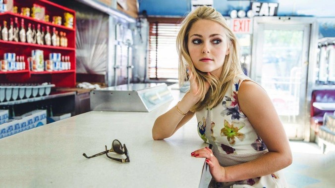 看新闻说老美的B-2连续飞了37小时，飞行员的吃喝拉撒怎么解决?